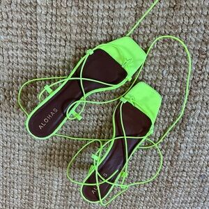 ALOHAS Neon Green Strappy Sandals